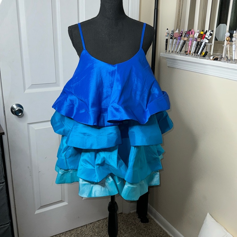 BLUE, BLUE and more BLUE!! GORG 4 tiered Dress